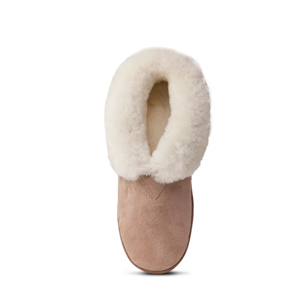 ‼️OLD FRIENDS WOMANS BOOTIE SHERPA LINED SLIPPERS‼️
